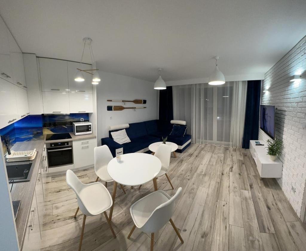 Apartament Faleza16 เรวัล ภายนอก รูปภาพ